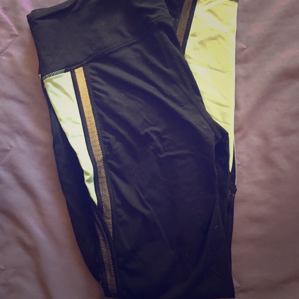 Victoria’s Secret Sport leggings!